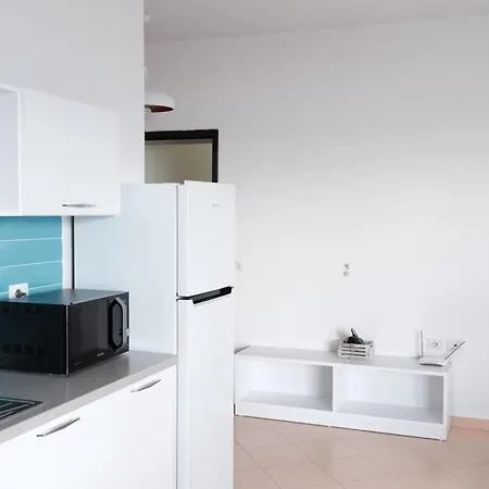 Seaview By Office Apartment